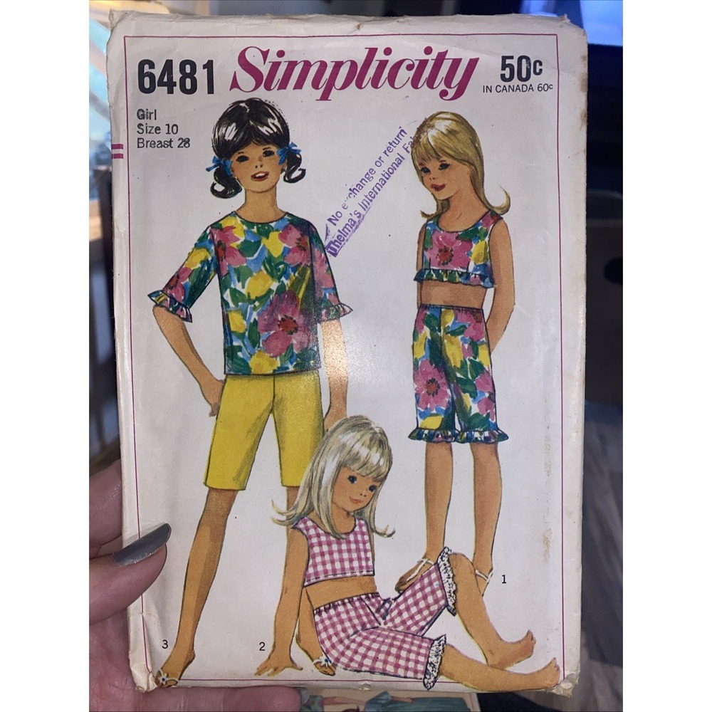 Vtg 1966 Simplicity Sewing Pattern girls beach top shorts overblouse sz 10 CUT